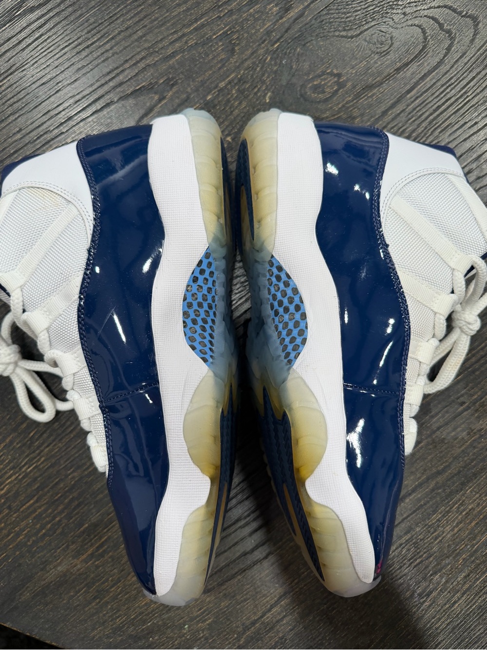 Air Jordan 11 Retro "Win Like 82" 2017 Used Size 9.5 - Picture 7 of 10